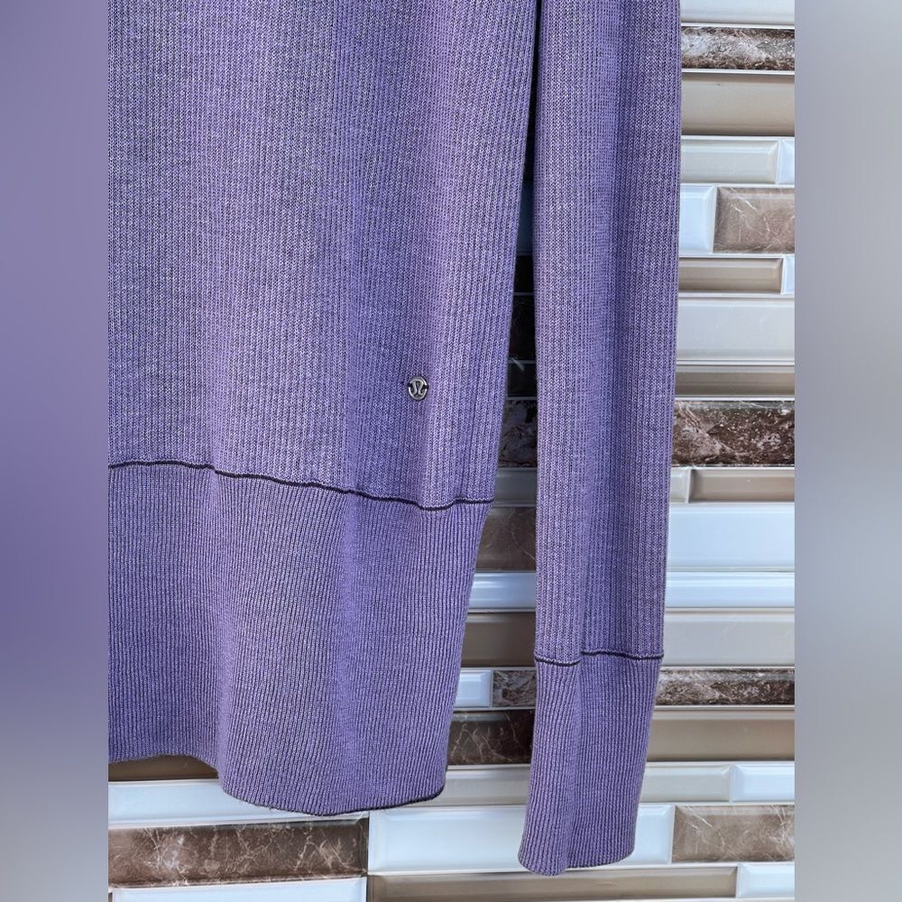 Lululemon Reversible Relaxed Sweater size 2 - Picture 11 of 14